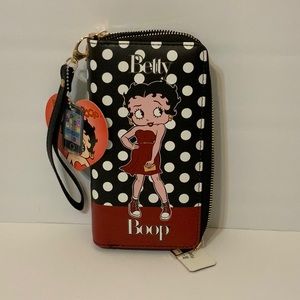 (( NEW )) BETTY BOOP. Wallett holds your cell phone